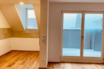 Exklusive Dachgeschosswohnung 101 m² in Chemnitz 2 zimmer