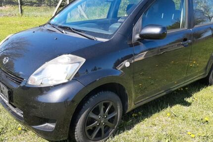 Daihatsu Sirion 127.000 km 1.999 &euro; Chemnitz 09131