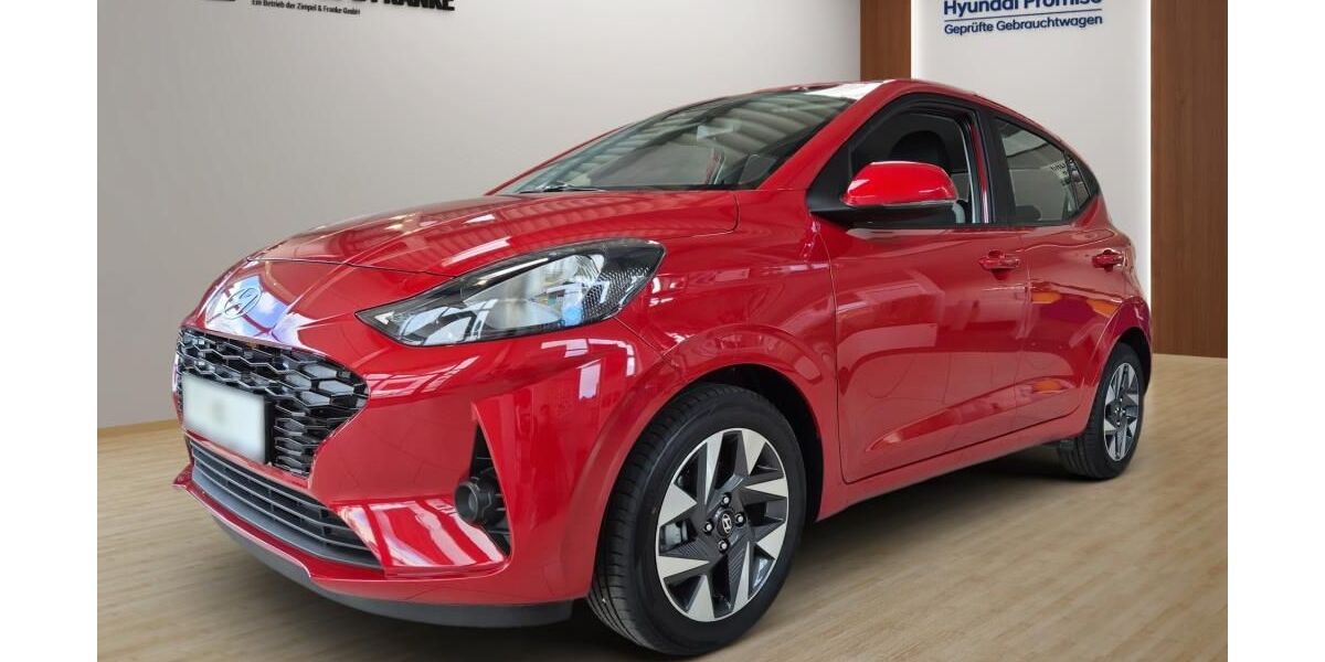 Hyundai i10 2.339 km 18.290 &euro; Annaberg-Buchholz 09456