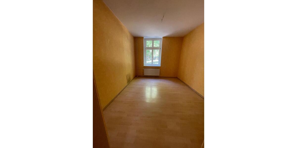 Etagenwohnung Waldheim - 5 Zimmer, 137 m&sup2;, 850&euro; | Angebot:24944104