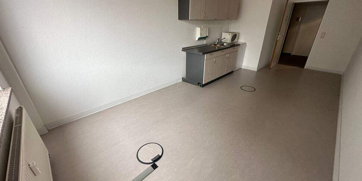 Gewerbeobjekt Chemnitz Zentrum - 8 Zimmer, 350 m&sup2;, 2.800&euro; | Angebot:25815926