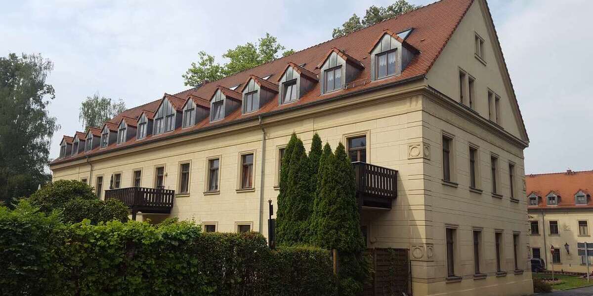 1,5-Raumwhg. mit EBK und Stpl. in historischem Villenviertel, Leerstehend. 1 zimmer