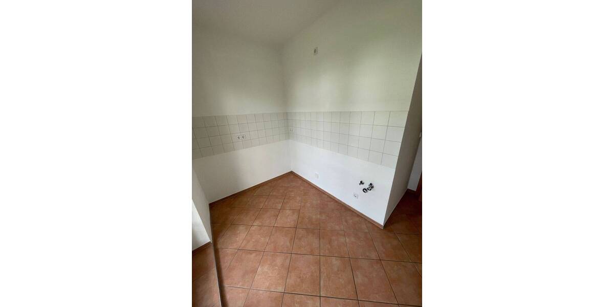 Etagenwohnung Chemnitz Lutherviertel - 1 Zimmer, 40 m&sup2;, 270&euro; | Angebot:26910505