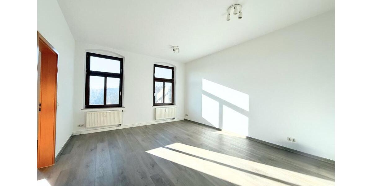 Etagenwohnung Chemnitz Altendorf - 2.5 Zimmer, 64 m&sup2;, 386&euro; | Angebot:26478465