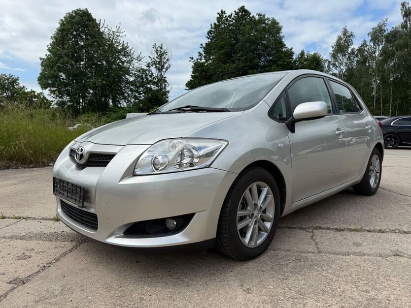 Toyota Auris 69.000 km 6.499 € Chemnitz 09114