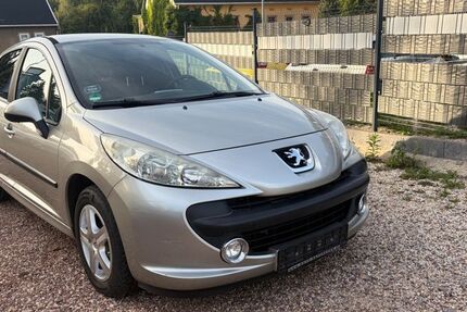 Peugeot 207 120.000 km 3.490 &euro; Chemnitz 09114
