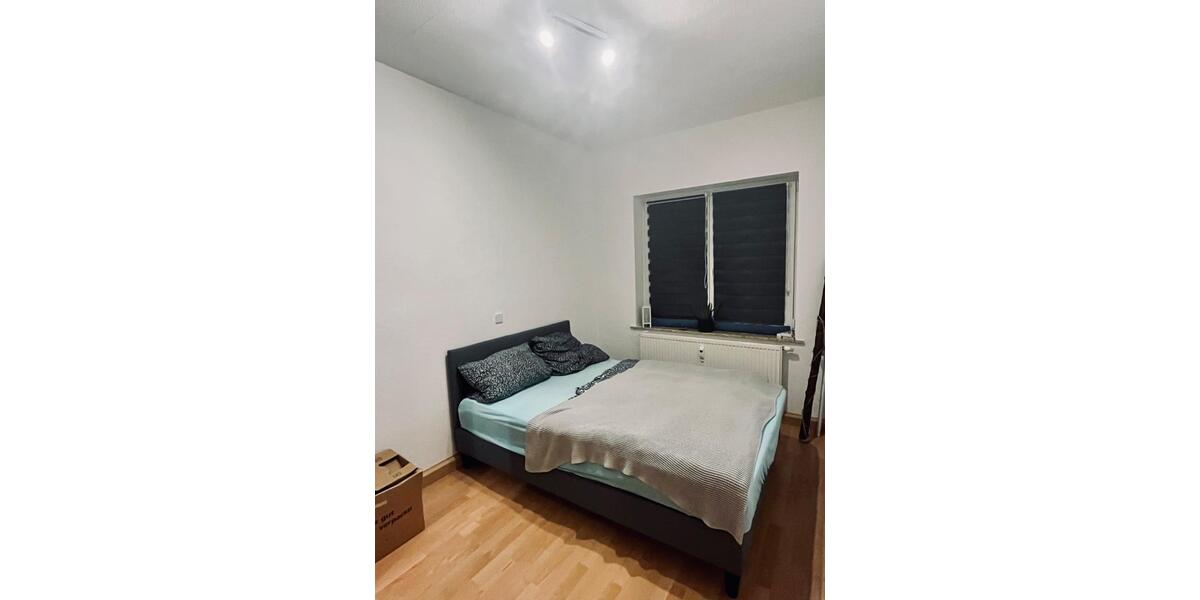 Hochparterre Chemnitz Ebersdorf - 2 Zimmer, 45 m&sup2;, 250&euro; | Angebot:26215162