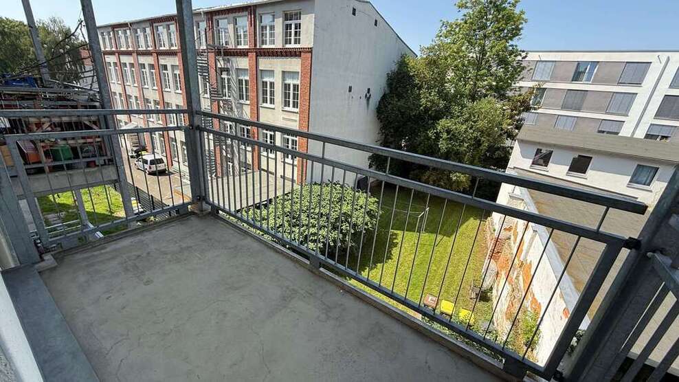 Wohnung zum Mieten in Chemnitz 375 € 69 m²