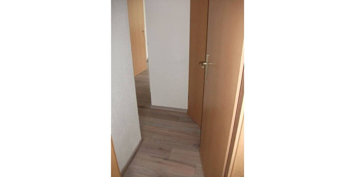 Etagenwohnung Chemnitz Harthau - 1 Zimmer, 41 m&sup2;, 225&euro; | Angebot:26696142
