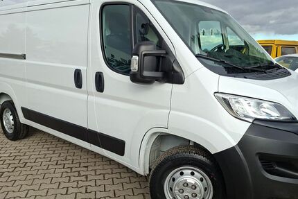 Opel Movano 44.300 km 18.950 &euro; Altmittweida 09648