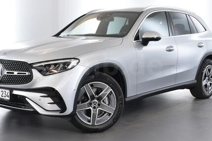 Mercedes-Benz GLC 300 9.900 km 65.870 € Chemnitz 09120