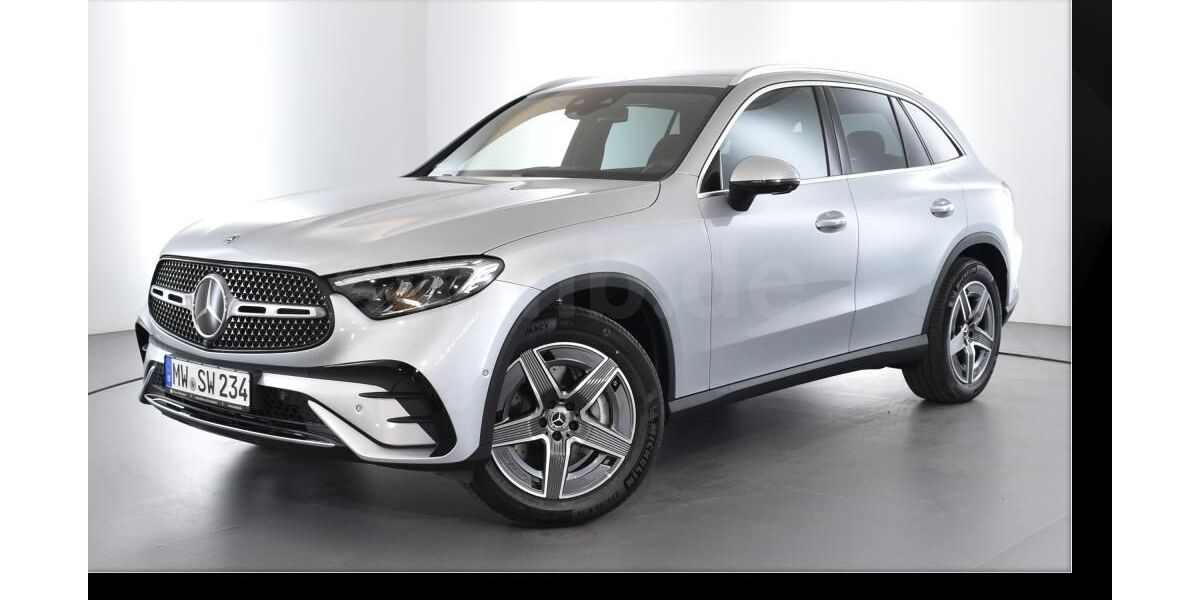 Mercedes-Benz GLC 300 9.900 km 65.870 € Chemnitz 09120