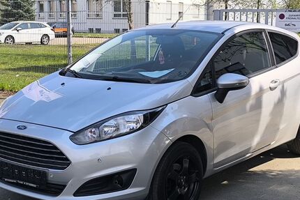 Ford Fiesta 122.800 km 4.999 &euro; Chemnitz 09120