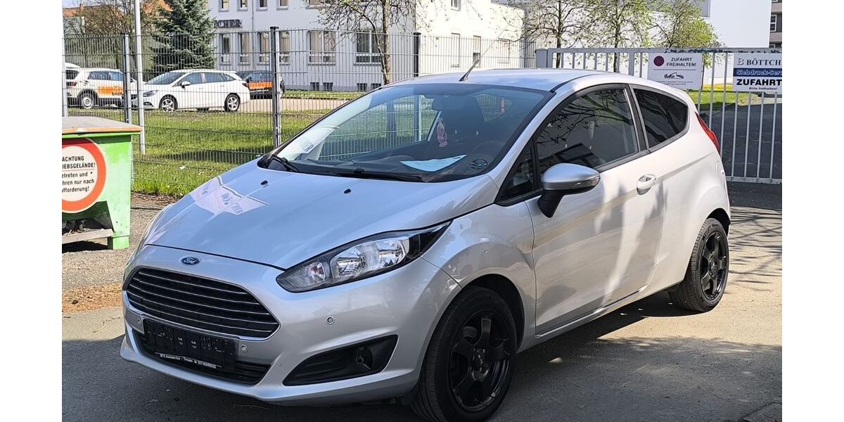Ford Fiesta 122.800 km 4.999 &euro; Chemnitz 09120