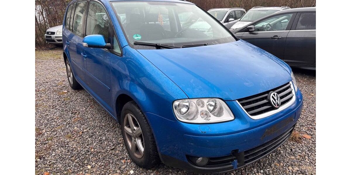 VW Touran 224.000 km 2.990 &euro; Chemnitz 09114