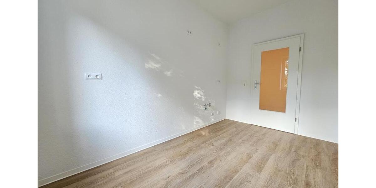 Etagenwohnung Chemnitz Ebersdorf - 5 Zimmer, 108 m&sup2;, 540&euro; | Angebot:25806304