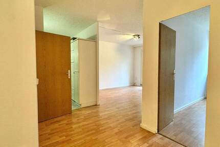 Zimmer Chemnitz Markersdorf - 2 Zimmer, 55 m&sup2;, 275&euro; | Angebot:25864321