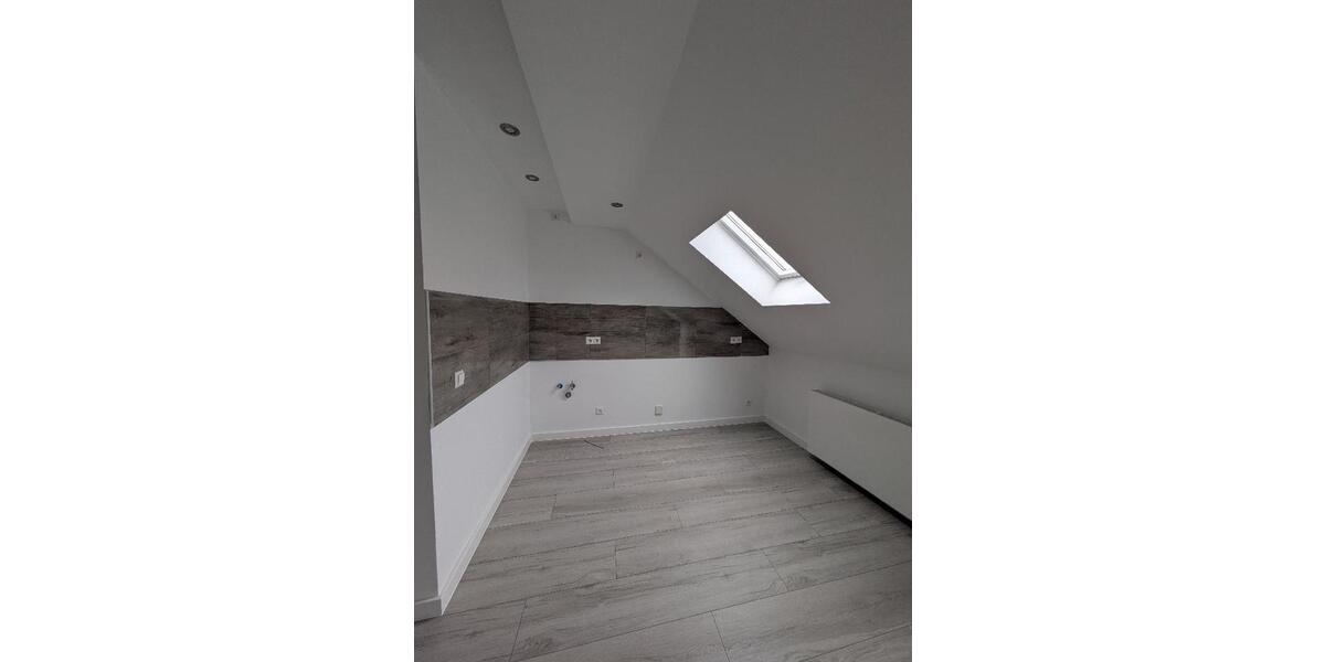 Dachgeschoßwohnung Chemnitz Hilbersdorf - 3 Zimmer, 70 m&sup2;, 530&euro; | Angebot:26089986