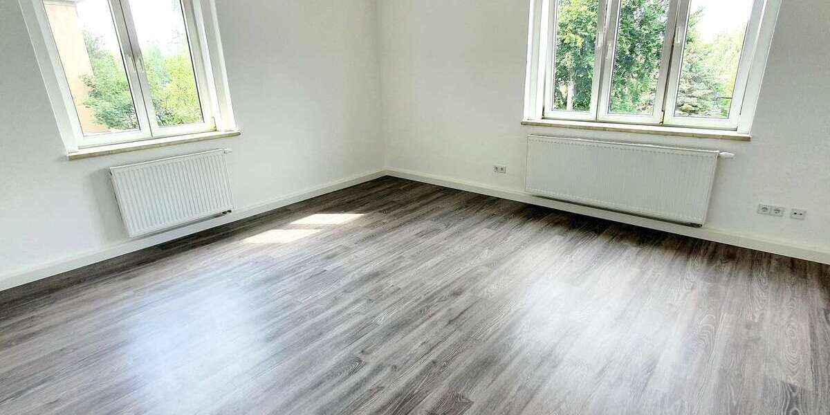 Etagenwohnung Chemnitz Helbersdorf - 3 Zimmer, 83 m&sup2;, 80.000&euro; | Angebot:26100135