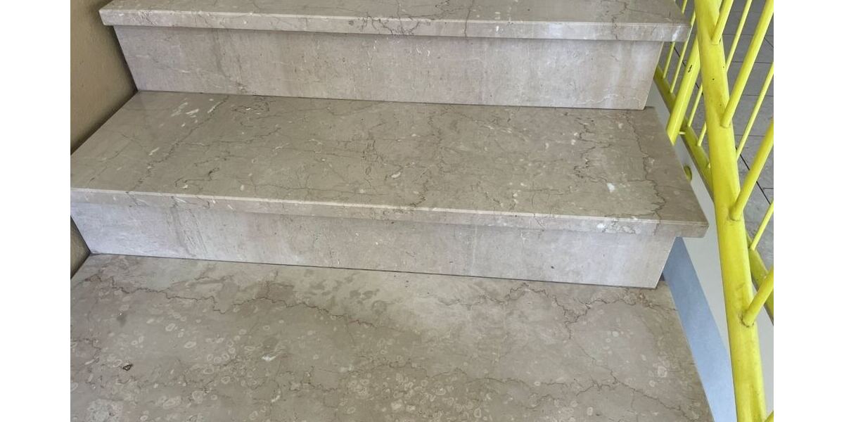 Attraktive Wohnung mit Balkon-Blick ins Grüne und Tiefgaragen-Stellplatz sucht neuen Eigentümer! 3 zimmer