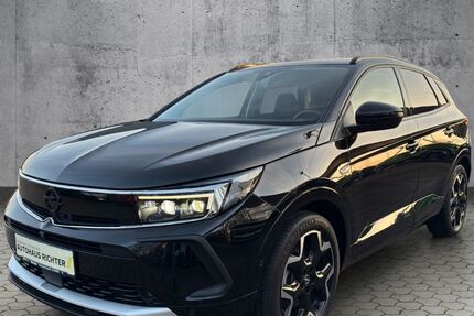 Opel Grandland (X) 45.732 km 23.990 € Frankenberg 09669