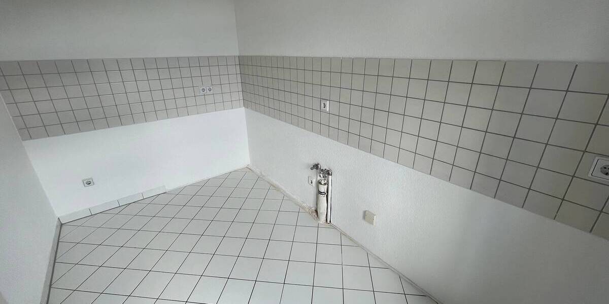 Zimmer Chemnitz Sonnenberg - 3 Zimmer, 70 m&sup2;, 350&euro; | Angebot:26243666