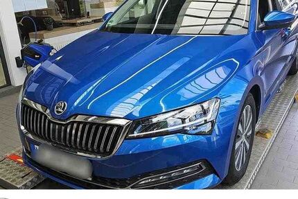 Skoda Superb 96.145 km 27.750 € Bernsdorf 09337