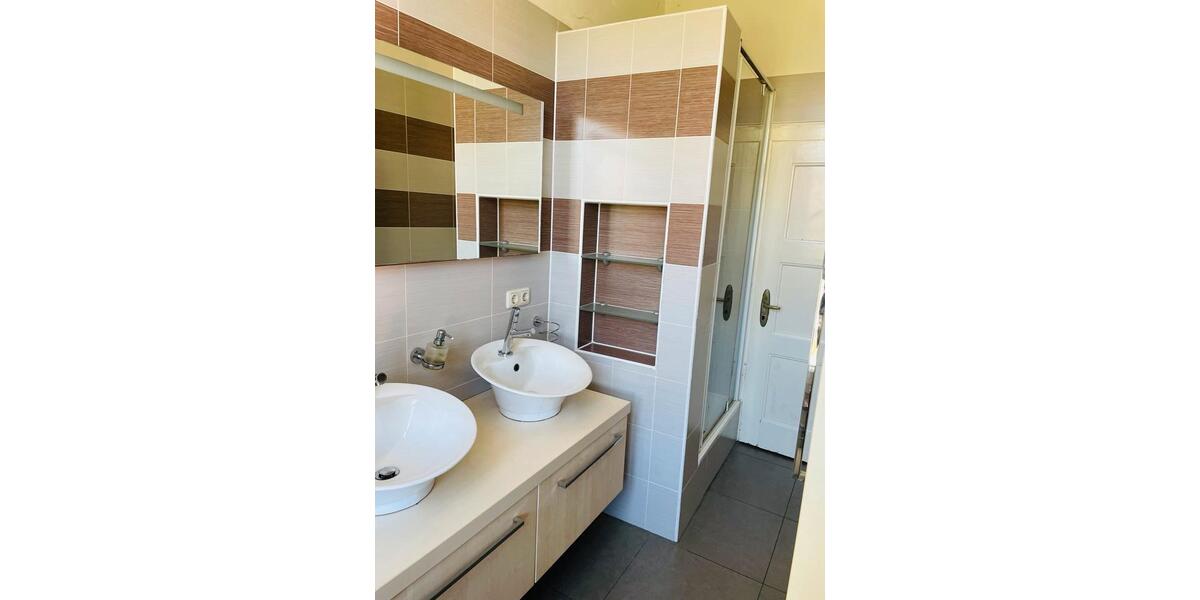 Etagenwohnung Chemnitz Helbersdorf - 4 Zimmer, 96 m&sup2;, 768&euro; | Angebot:26406533