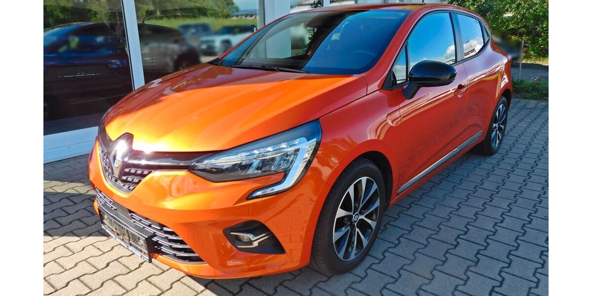 Renault Clio 21.300 km 13.900 &euro; Zwönitz 08297