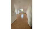 hübsche 2-Raum DG-Wohnung mit Balkon in ruhiger Lage