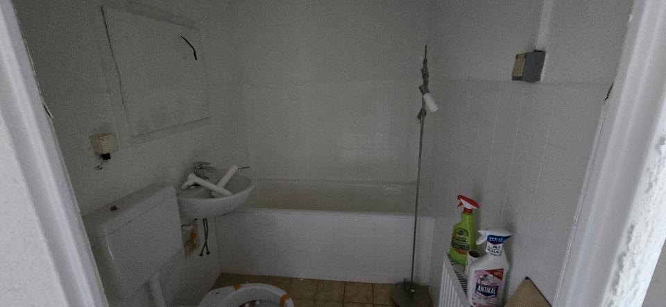 Etagenwohnung Mülsen - 4 Zimmer, 70 m&sup2;, 395&euro; | Angebot:26226444