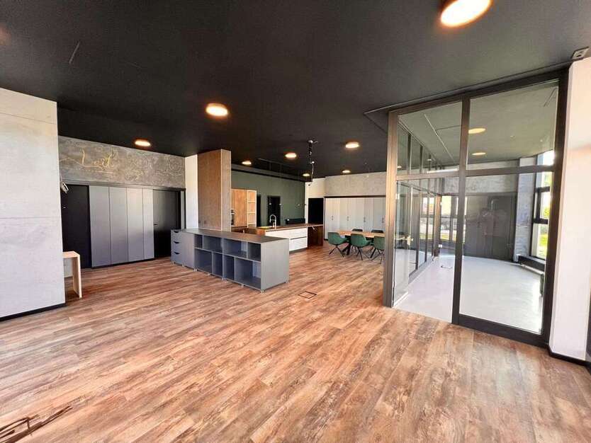 Büro in Königswalde 650 € 130 m²
