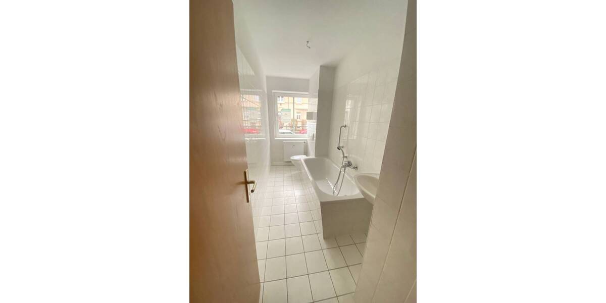 Etagenwohnung Chemnitz Schönau - 2 Zimmer, 49 m&sup2;, 257&euro; | Angebot:25696266