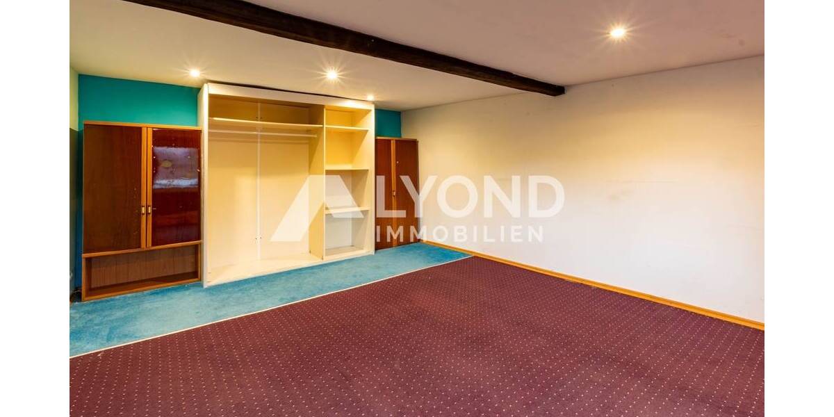 Einfamilienhaus Hainichen - 1 Zimmer, 315 m&sup2;, 330.000&euro; | Angebot:26695681