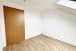 Dachgeschoßwohnung Chemnitz Hilbersdorf - 2 Zimmer, 69 m&sup2;, 330&euro; | Angebot:25854240
