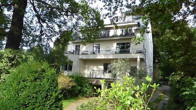 Haus zum Kaufen in Chemnitz 1.490.000 € 500 m²