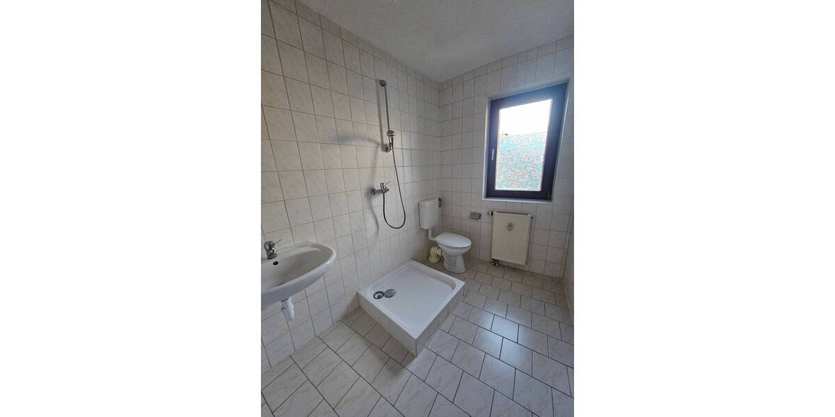 Renoviertes Zimmer in Senioren- Wohngruppe in Hartha zu vermieten! zimmer