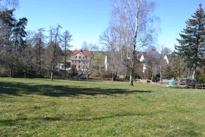 Grundstück zu verkaufen in Burgstädt 180.000 € 3415 m²