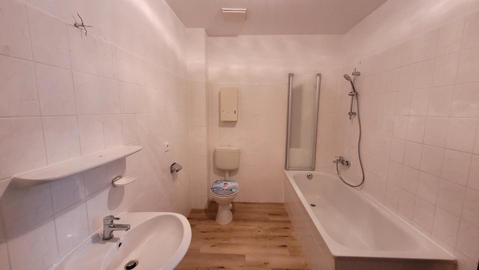 Dachgeschoßwohnung Chemnitz Hilbersdorf - 3 Zimmer, 61 m&sup2;, 305&euro; | Angebot:26645178