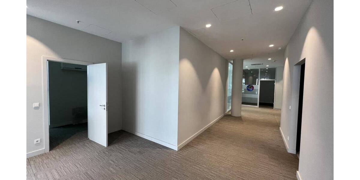 Gewerbeobjekt Chemnitz Zentrum - 9 Zimmer, 312 m&sup2;, 3.434&euro; | Angebot:26842187