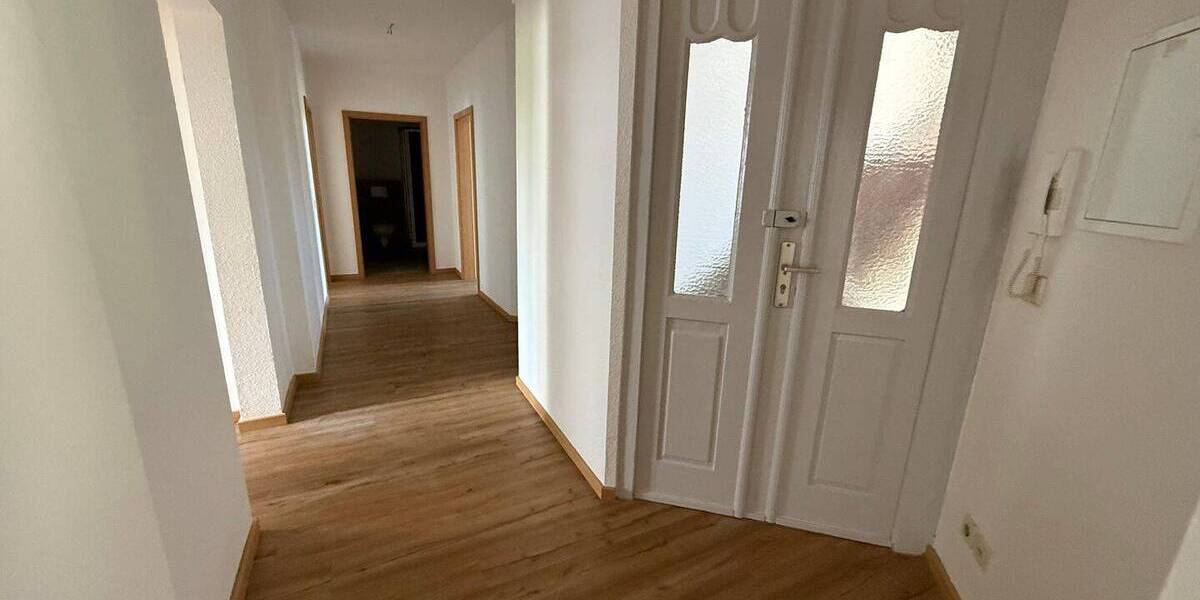 Etagenwohnung Chemnitz Lutherviertel - 5 Zimmer, 141 m&sup2;, 990&euro; | Angebot:26672704