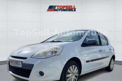 Renault Clio 110.250 km 2.699 € Chemnitz 09120