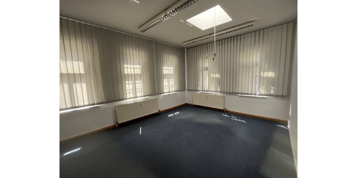 Gewerbeobjekt Chemnitz Adelsberg - 8 Zimmer, 1.950.000&euro; | Angebot:25734688