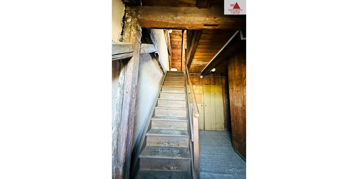 Mehrfamilienhaus, Wohnhaus Annaberg-Buchholz Annaberg - 9 Zimmer, 330 m&sup2;, 390.000&euro; | Angebot:25688200