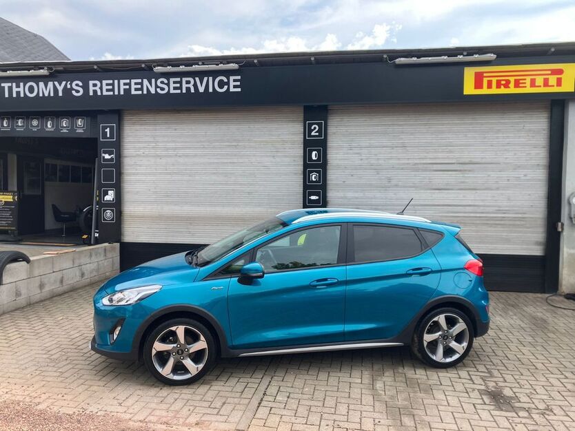 Ford Fiesta 49.800 km 11.990 € Chemnitz 09122