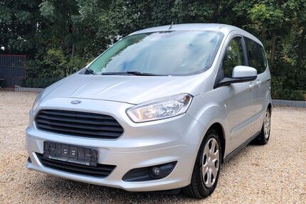 Ford Tourneo Courier 224.521 km 6.980 € Zwickau 08056