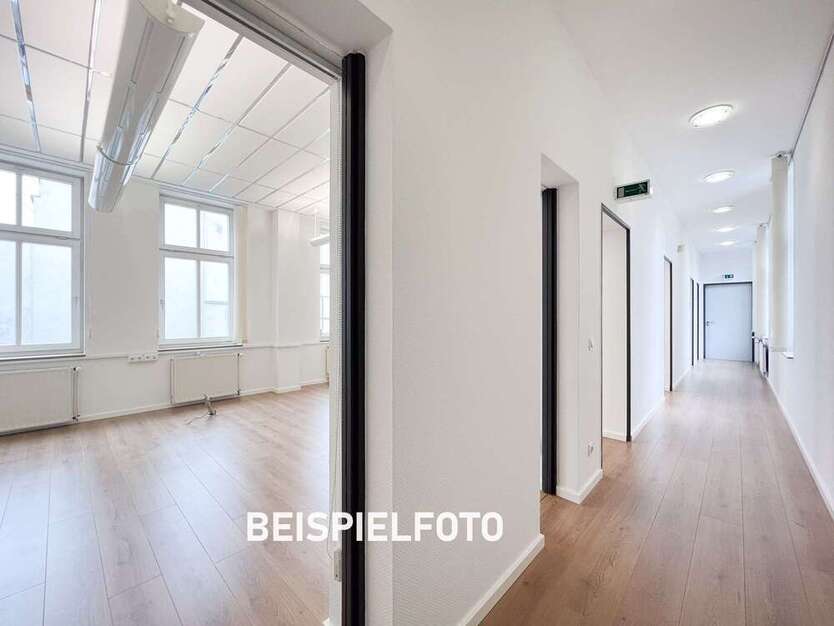 Büro in StollbergErzgeb. 608 € 76 m²