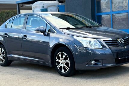 Toyota Avensis 159.172 km 5.800 € Chemnitz 09130