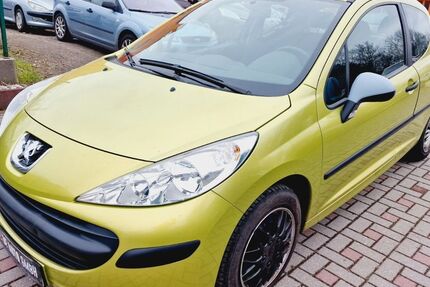 Peugeot 207 106.157 km 1.490 € Chemnitz 09114