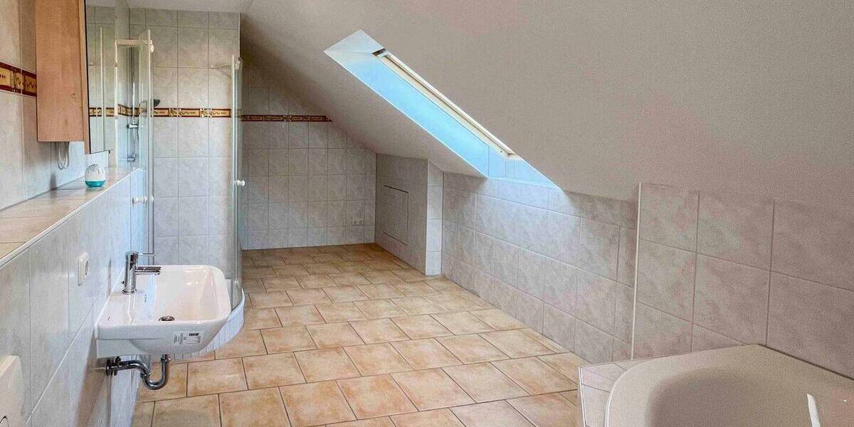 Einfamilienhaus Chemnitz Rabenstein - 7 Zimmer, 198 m&sup2;, 399.000&euro; | Angebot:26359428